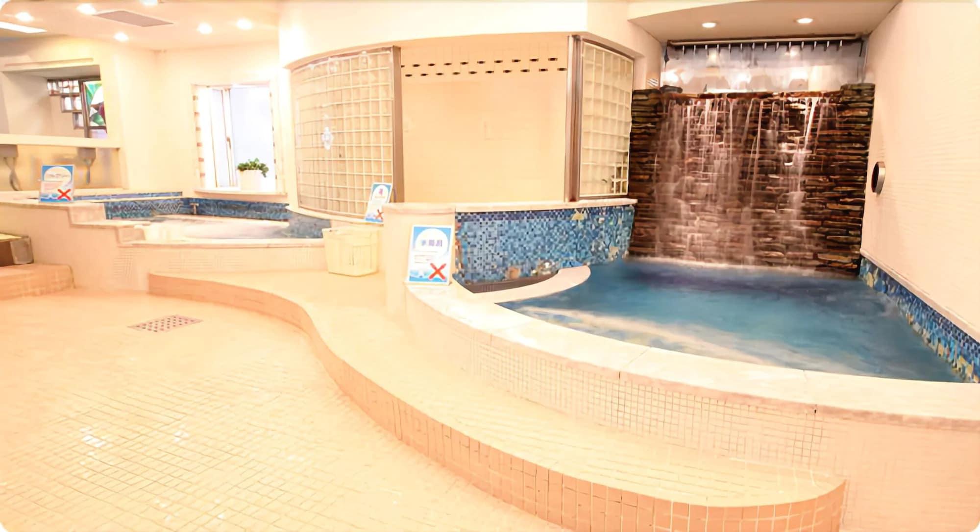 Capsule Inn Osaka - Caters To Men Eksteriør bilde